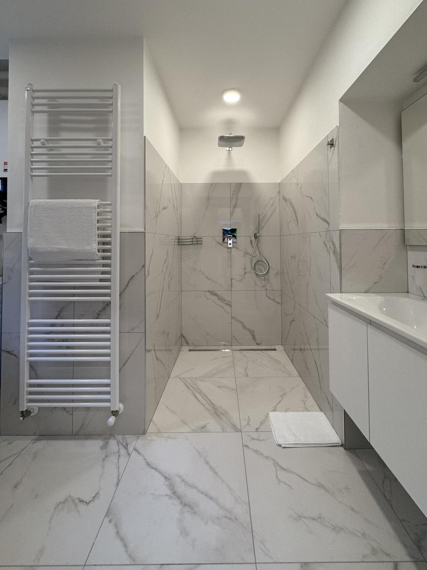 Belvedere 237B Lakeview Luxury Apartment Гиффа Экстерьер фото